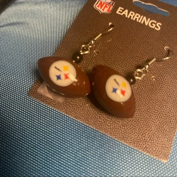 Pittburgh Steelers football earrings - Picture 6 of 8